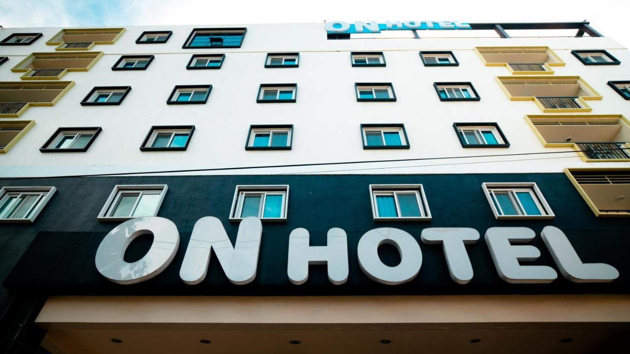 On Hotel Friendship Angeles Eksteriør billede